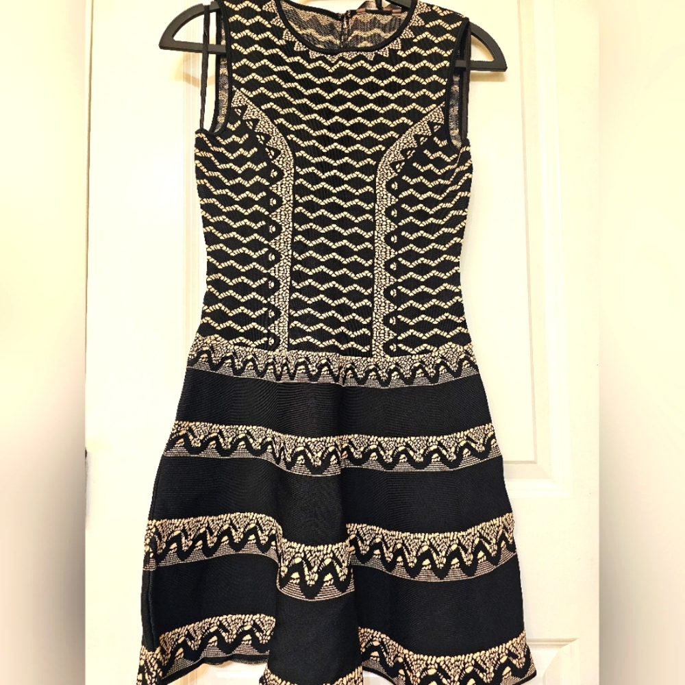 BCBGMAXAZRIA Wilma Dress
